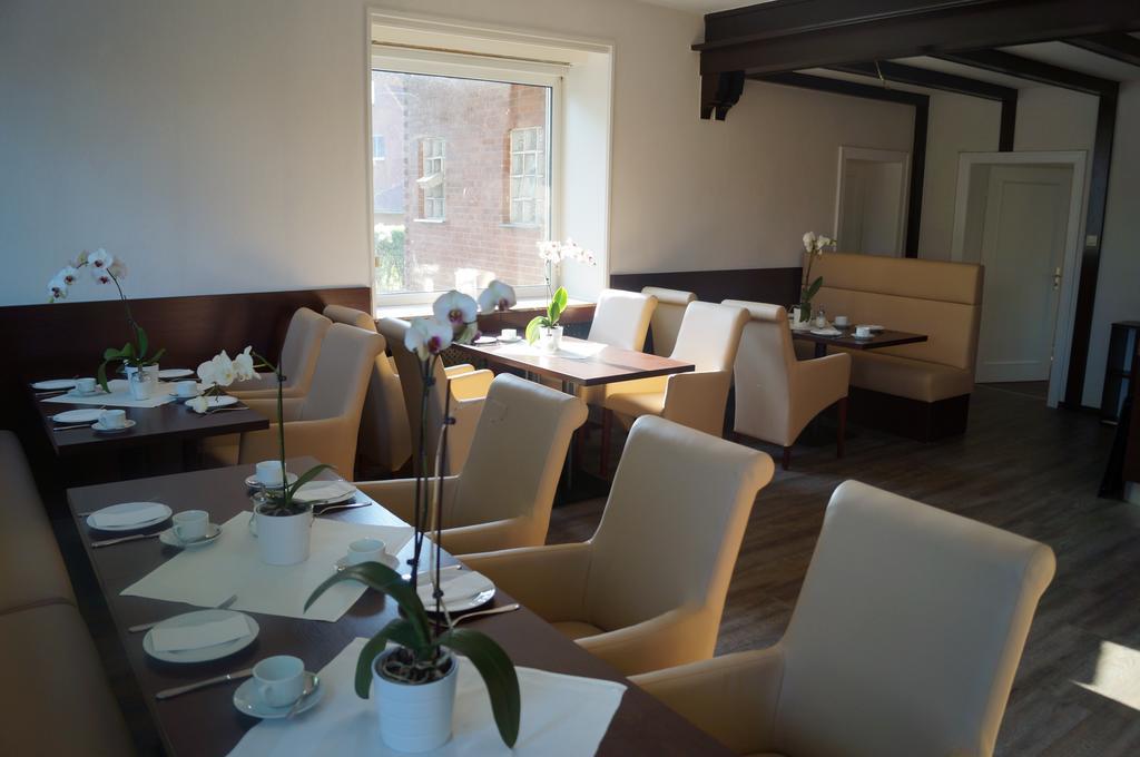 Hotel Zur Post Steimbke Екстер'єр фото