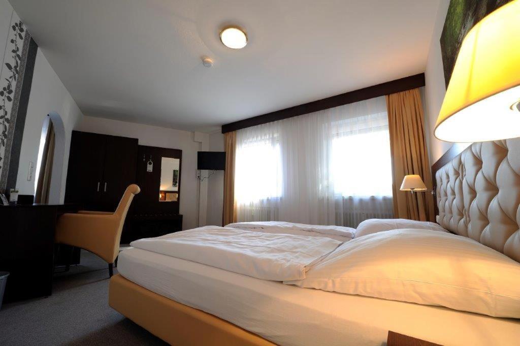 Hotel Zur Post Steimbke Екстер'єр фото