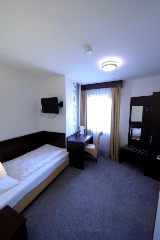 Hotel Zur Post Steimbke Екстер'єр фото