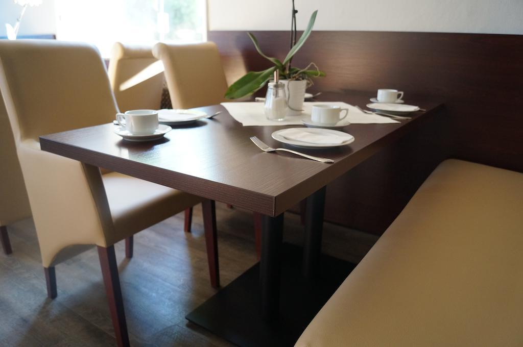 Hotel Zur Post Steimbke Екстер'єр фото