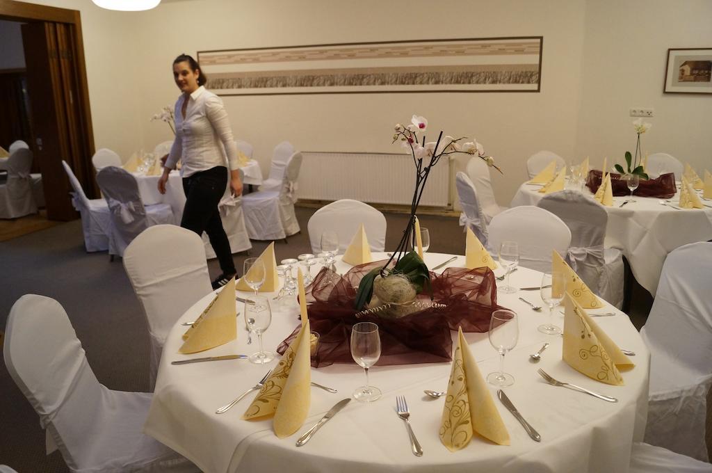Hotel Zur Post Steimbke Екстер'єр фото